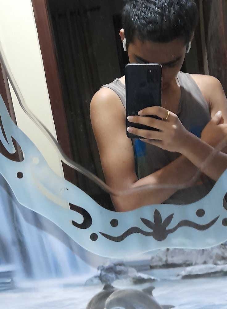 Founder before transformation in October 2021